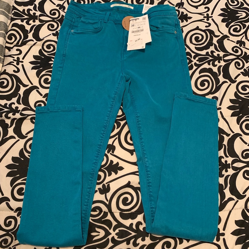 NEW! Zara Super Skinny Jeans in Teal. NWT!
